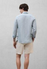 Camicia a righe in lino ALFREDO<BR/> ALFREDO 364 ECOALF 