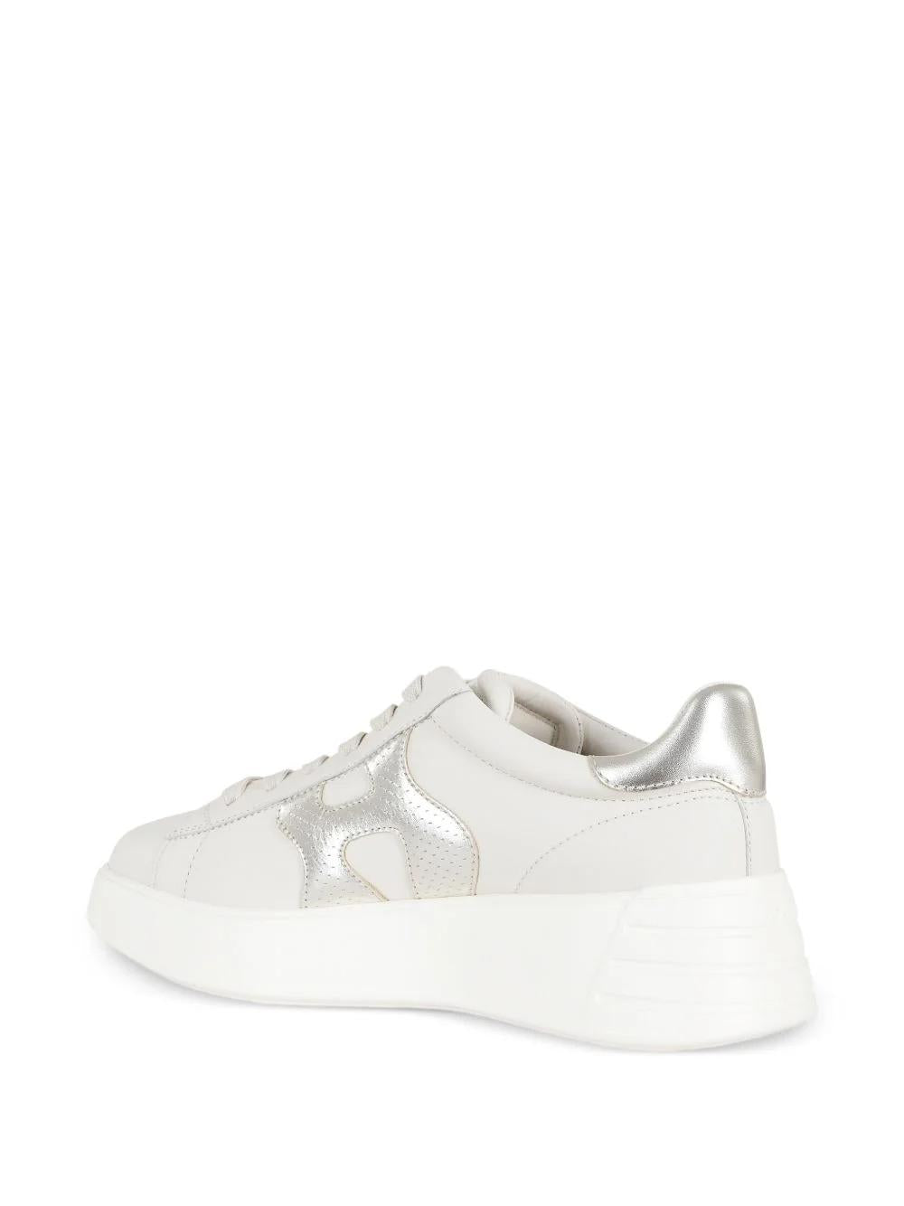 Sneakers Rebel mit Metallic-Applikation<BR/><BR/> HXW5620DN6PNCS 022E HOGAN 
