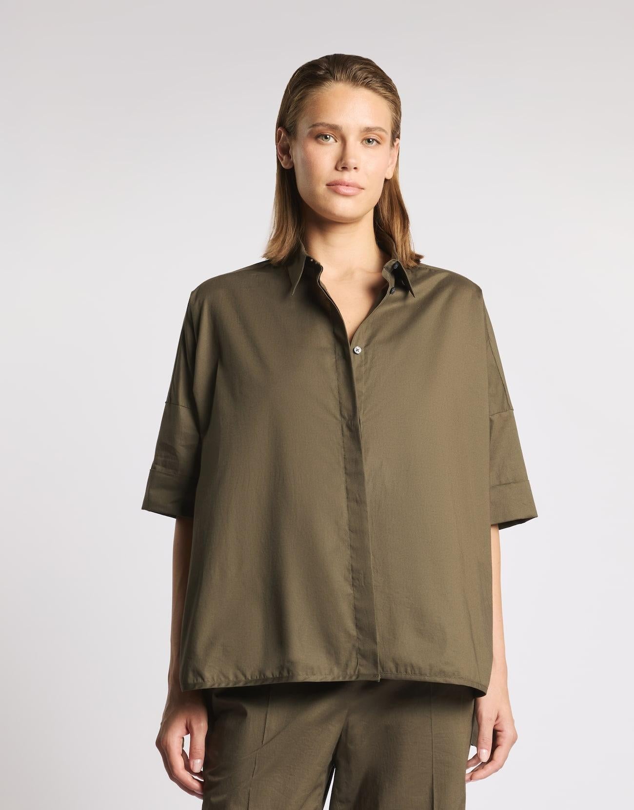 Camicia Comfort Fit in Popeline Stretch<BR/> NCWA552552SZGR V613 FAY 