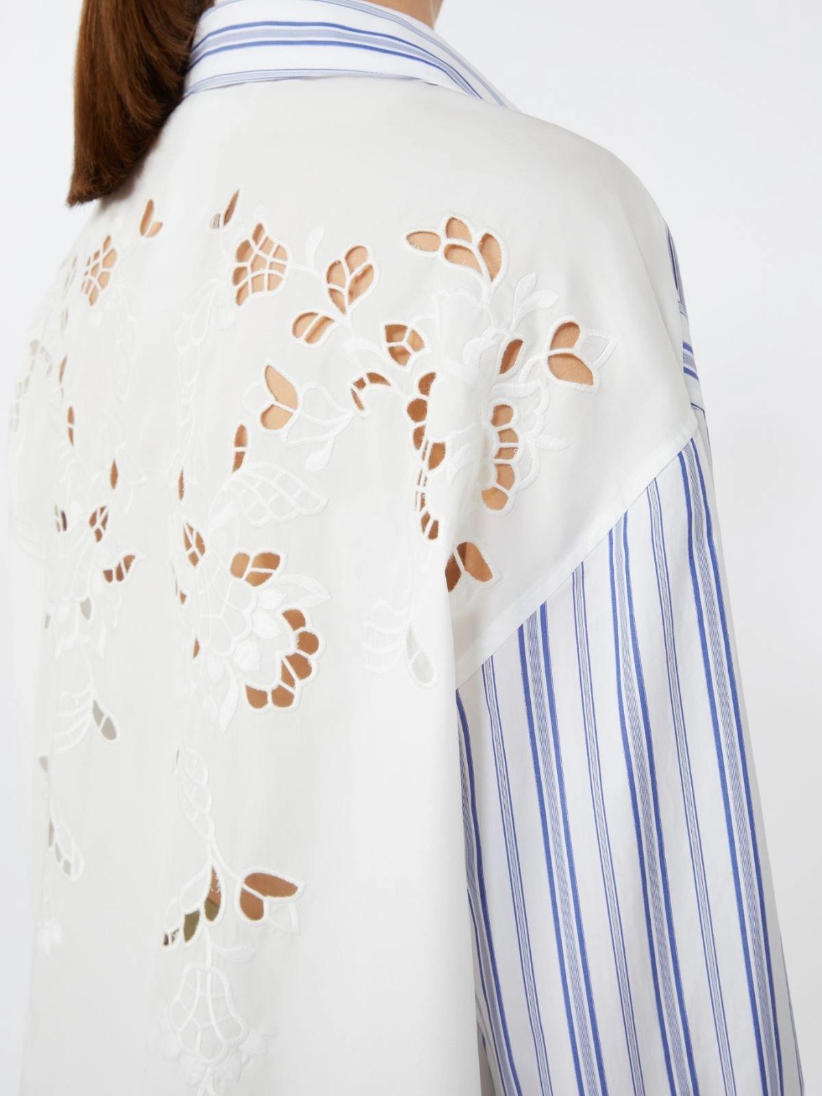 Camicia in cotone a righe e pizzo Sangallo - BLU<BR/> WKDTESSILE 050 WEEKEND 