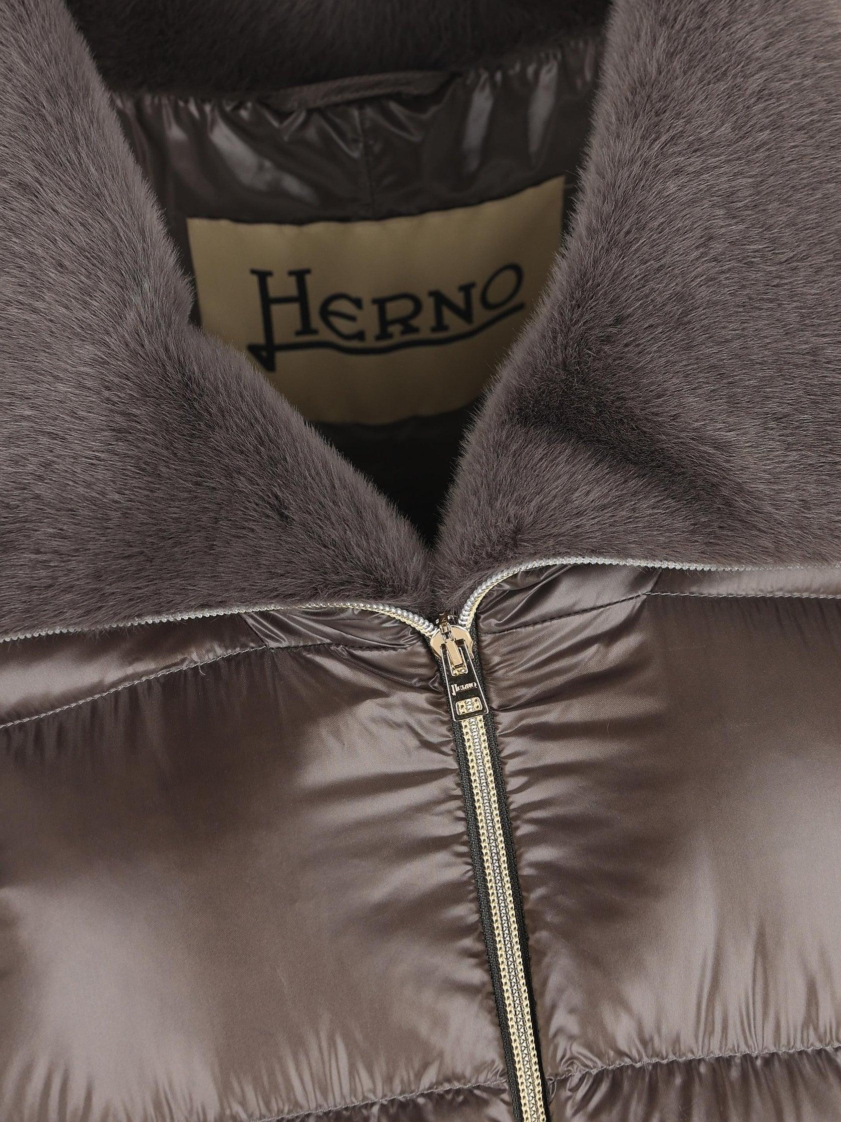 A-SHAPE IN NYLON ULTRALIGHT E LADY ALTERNATIVE FUR PI002140D12017Z 9480 HERNO 