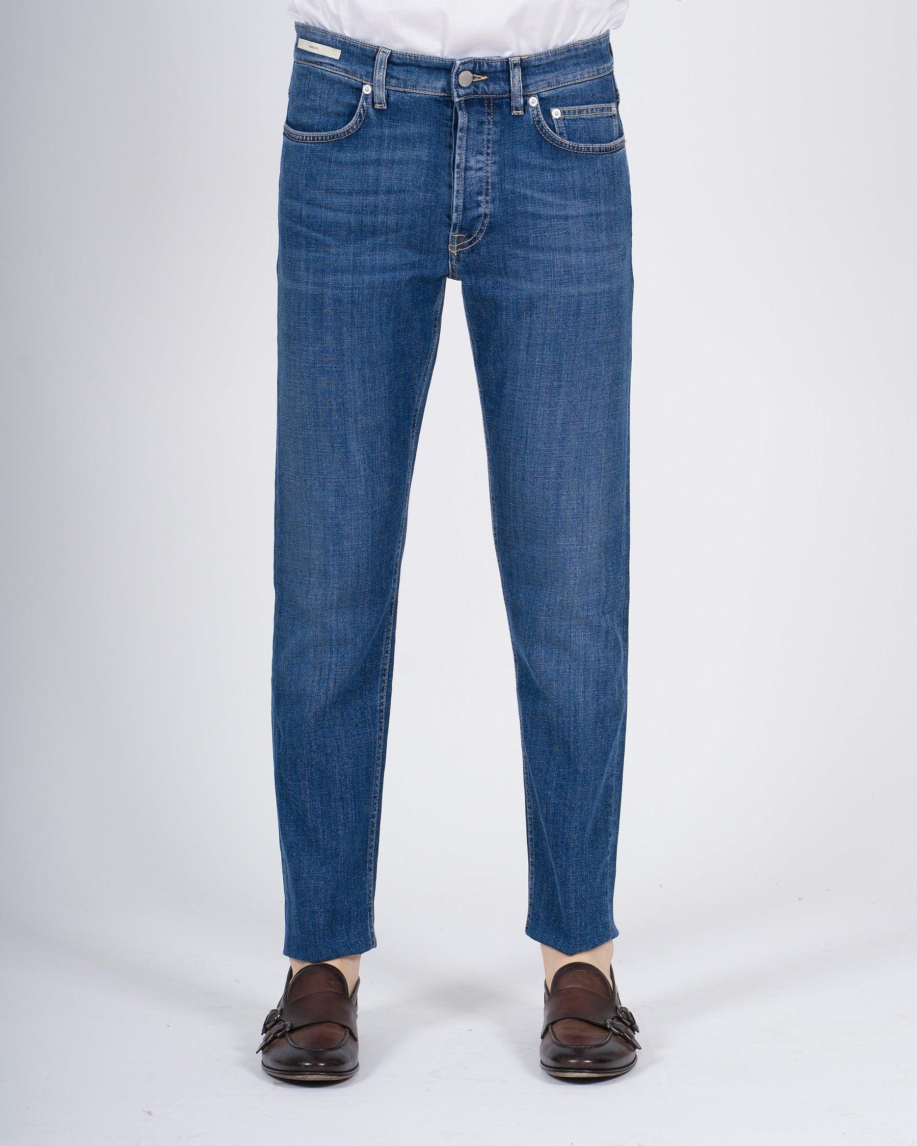 Jeans Siviglia modello Palazzo lavaggio medio<BR/> D0050 MB SIVIGLIA 