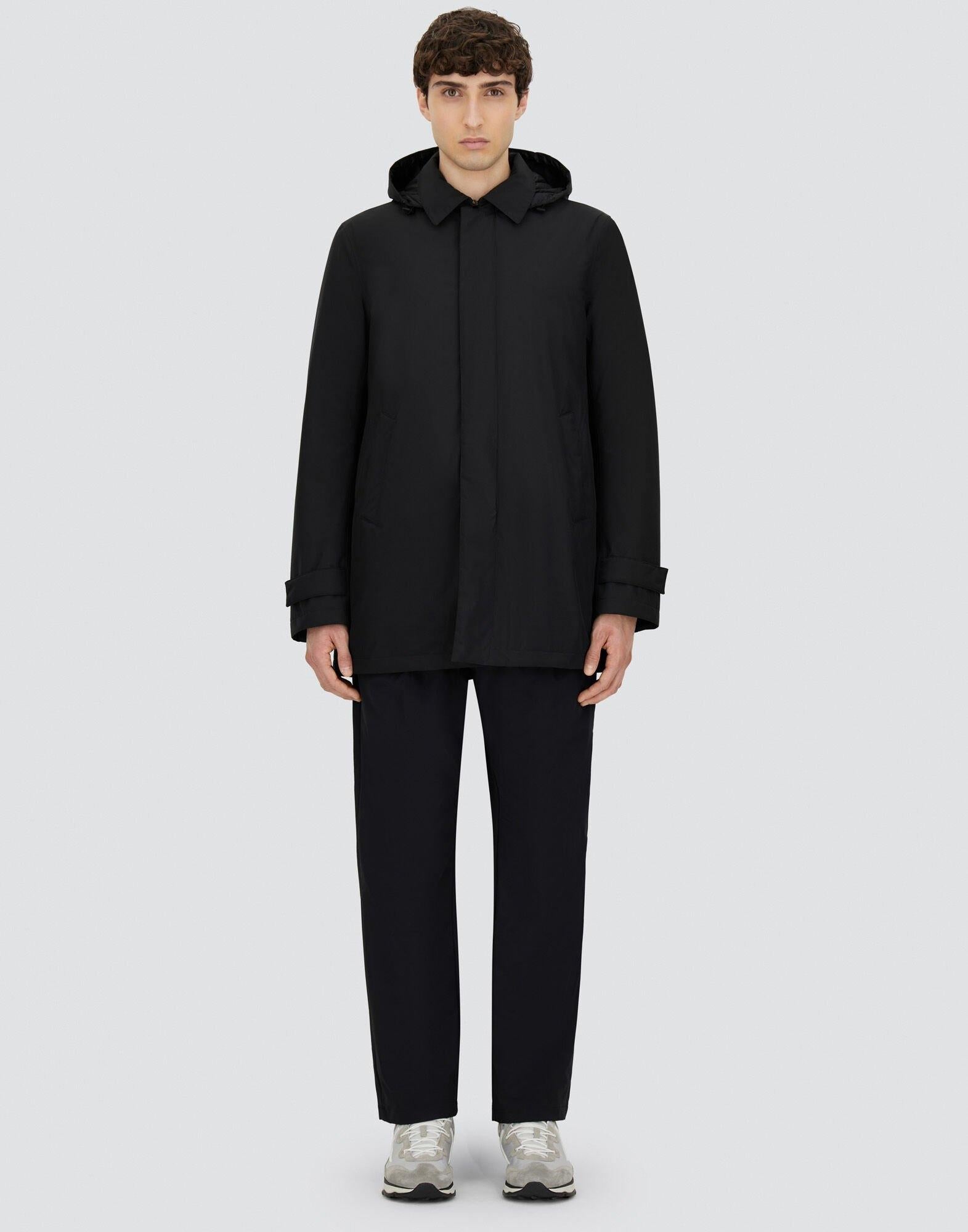 PARKA LUNGO IN ANTIVENTO A 2 STRATI PI001242U12840 9300 HERNO 