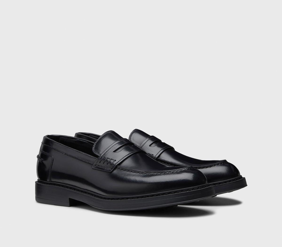 Mocassino in pelle nera<BR/> 2726BRUGES NERO DOUCAL'S 