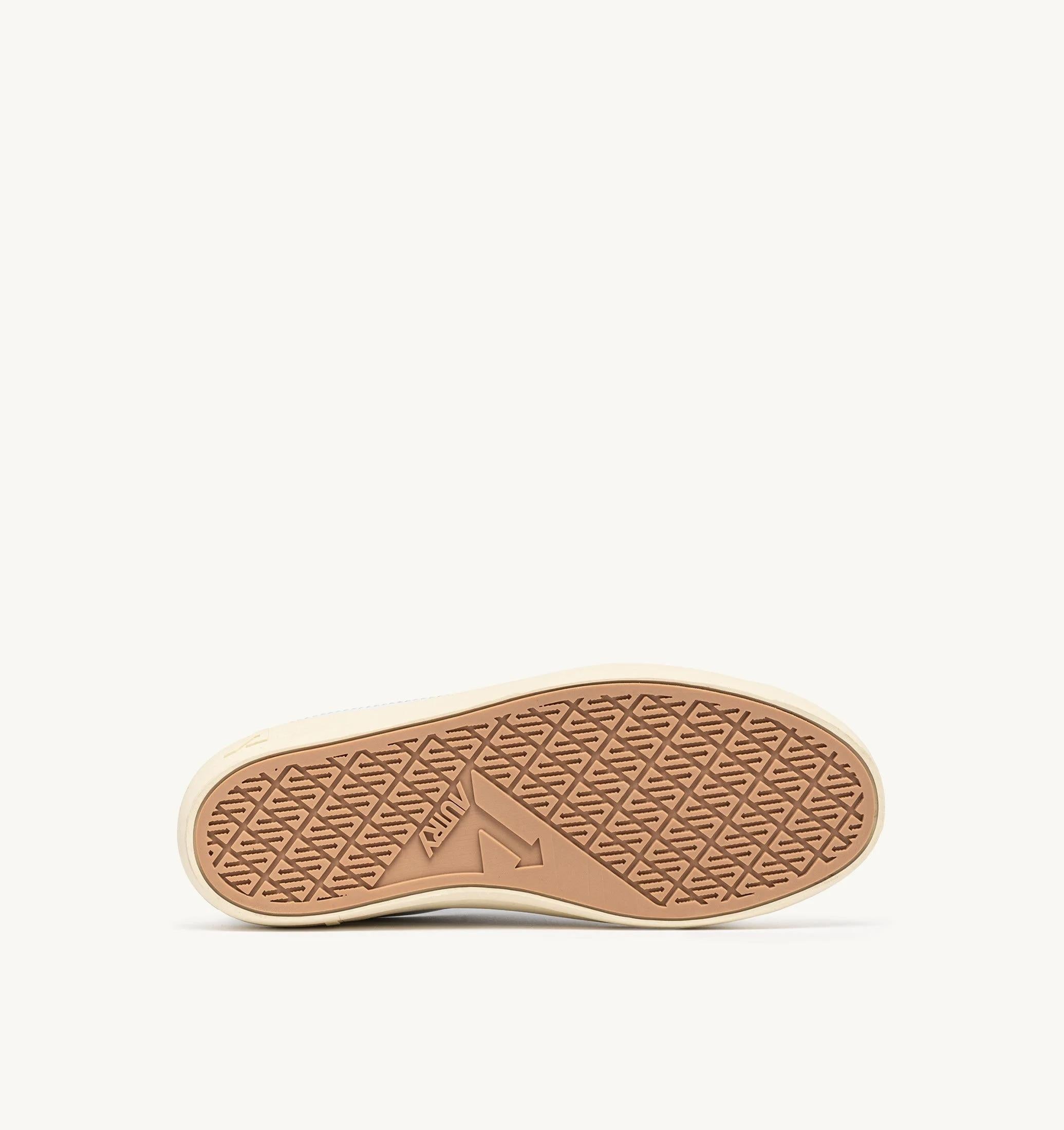 SNEAKERS WINDSCAPE LOW IN PELLE BIANCA E FAIRY TALE<BR/> SCLW UK04 AUTRY ACTION SHOES 