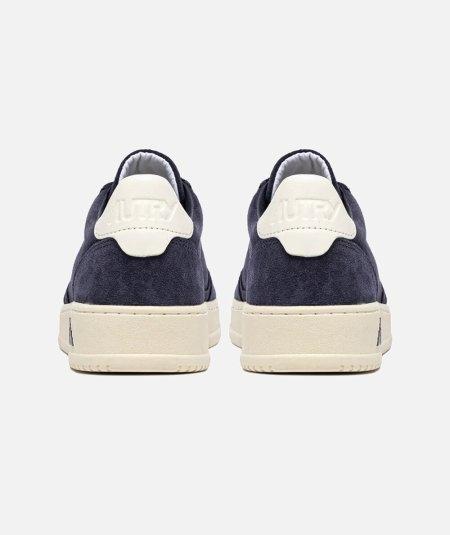 Medalist Low sneakers in suede AULM UH11 AUTRY ACTION SHOES 